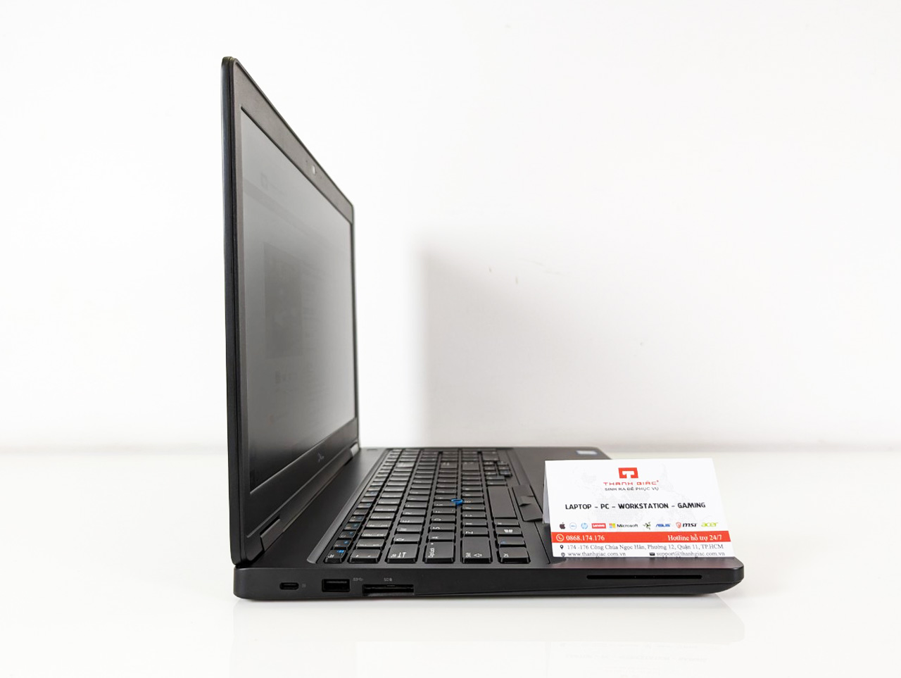 Dell Latitude 5590 laptop độ bền cao dành cho doanh nghiệp của Dell
