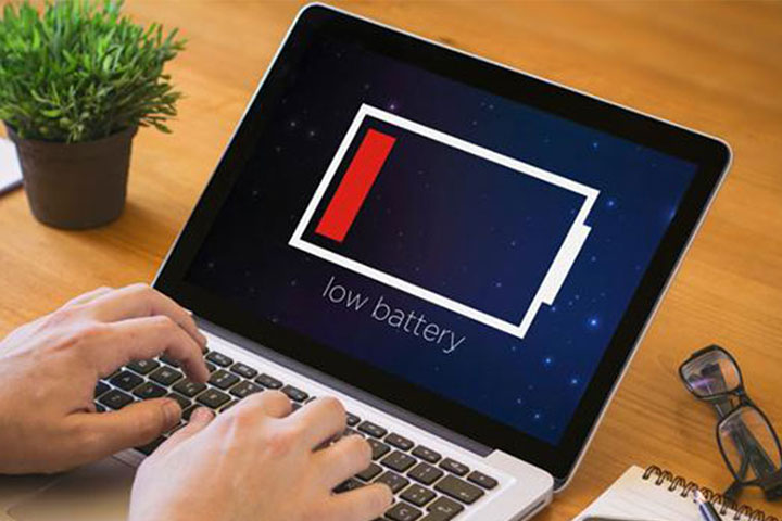 Lưu ý khi sạc pin laptop