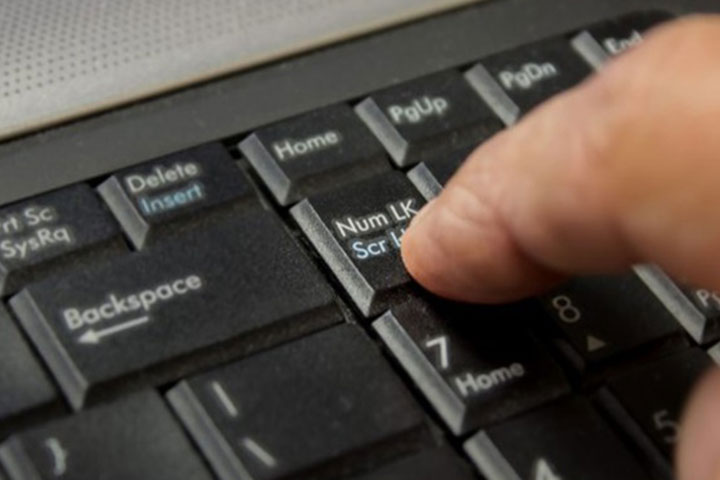 Bàn Phím Laptop Đánh Chữ Ra Số